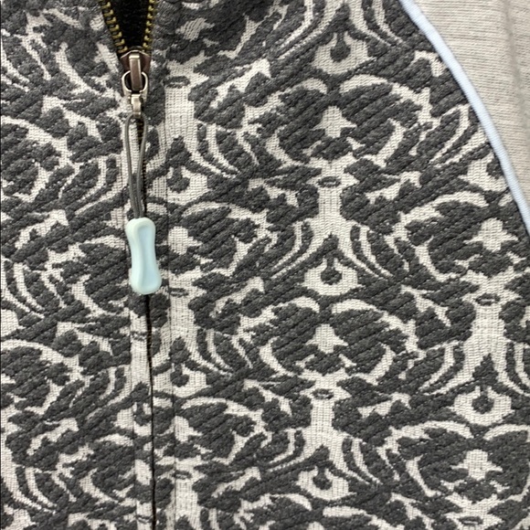 Anthropologie pure + good zip up hoodie size small - Picture 4 of 9